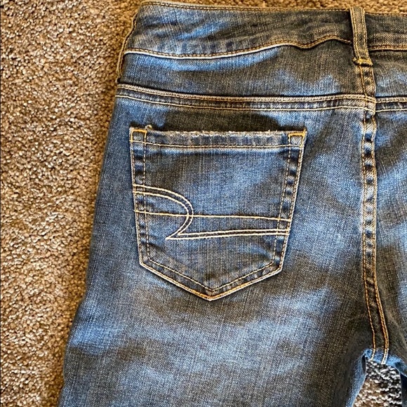American Eagle Jean Shorts - Picture 4 of 9